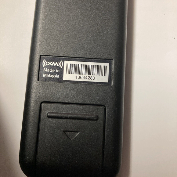 Sirius XM XPR1 OEM Original Satellite Radio Replacement Remote Control 13644280 - Picture 2 of 6